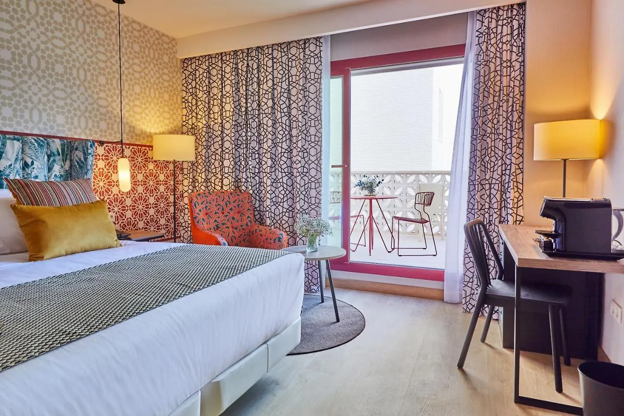 **** Otel Hesperia Sevilla İspanya